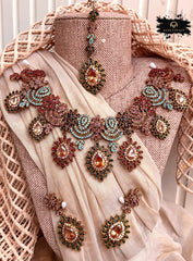 Made For Her-Crystal Statement Necklace Set - RAYN1079