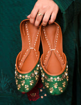 Zuruj Khussa Collection'2025-Zun-17