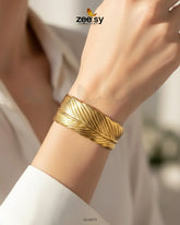 Egyptian Regal Leaf Bracelet - Zeesy Jewellery