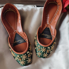 Green Zinnia Women Khussa E014 - Bustangi