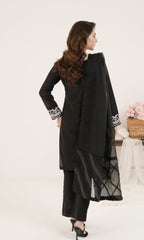 Shamooz Stitched 3 Piece Winter Collection'2025-Dusky Black SE-023