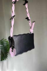 Fineur Handbag Baggie - Black (Lilac Strap)
