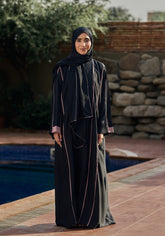 Hijabi.Pk Nida Contrast Abaya | The Classic Edits