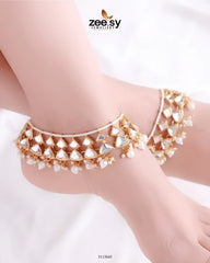 Minisha Anklets Golden White - Zeesy Jewellery