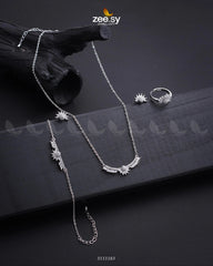 Sparrow Pendant Silver - Zeesy Jewellery