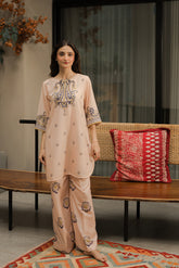 Everywear by Qariney Stitched 2 Piece Collection'2025-Beige Blossom
