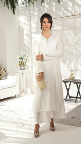 Signature By Najia Zia Stitched 2 Piece Lawn Collection'2025-PEARL