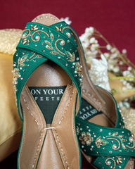 On Your Feets Casual Khussa-Elegant Green