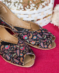 On Your Feets Casual Khussa-Vintage Charm