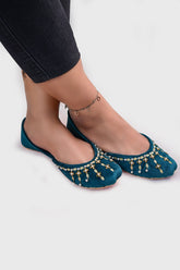 On Your Feets Emb Khussa-Basera