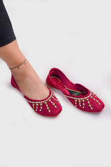 On Your Feets Emb Khussa-Basera