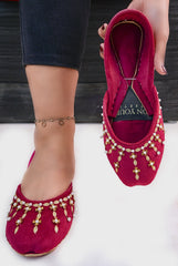 On Your Feets Emb Khussa-Basera