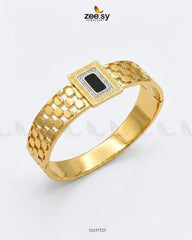 Zeesy-Black Gem Golden Cuff Bracelet