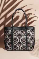 Trendy Canvas Tote Bag women Pakistan