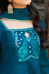 Sardiyon Ki Shaam Omal By Komal Stitched 3 Piece Winter Suit-Taliya