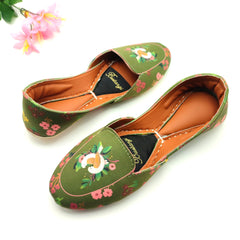 Bustangi Tranquil Camellia