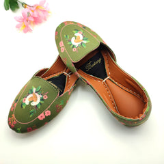 Bustangi Tranquil Camellia