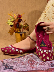 Heeriye Rose Women's Bridal Khussa