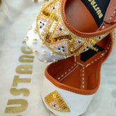 White Gold Women Khussa E006 - Bustangi