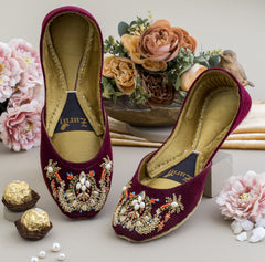 Zuruj Khussa Collection'2025-Zun-176-MAroon