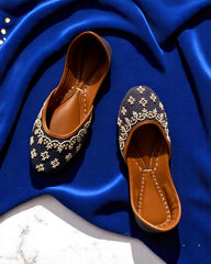 Ujaala Roshan - Blue Jutti