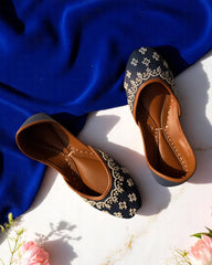 Ujaala Roshan - Blue Jutti