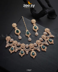 Galactic Necklace Golden Green - Zeesy Jewellery