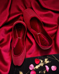 Ujaala Isha - Red Jutti