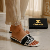 Khussa Master CHANEL WHITE