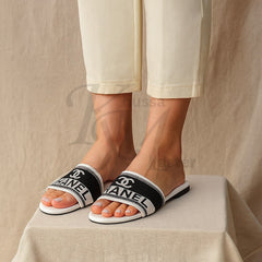 Khussa Master CHANEL WHITE