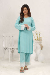 Irish Linen 2-piece suit in a simple and sophisticated design, crafted from premium-quality linen fabric for a comfortable and timeless style.