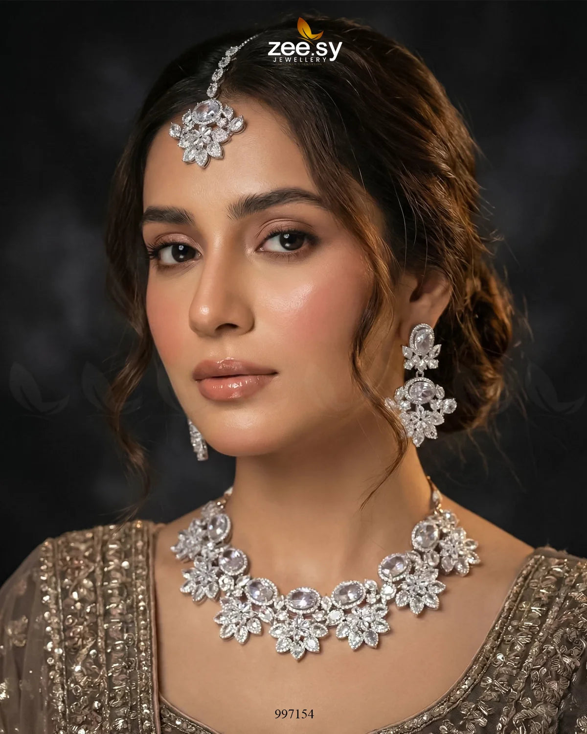 Lycoris Necklace Set - Zeesy Jewellery