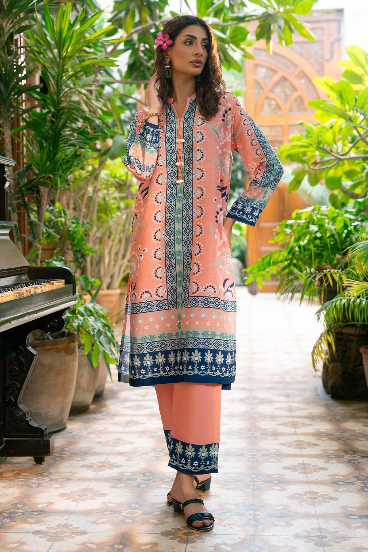 Shomi nairah