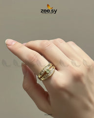 Regal Solitaire Cluster Ring Golden White - Zeesy Jewellery