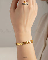 Steeze Leaf Stainless Steel Bracelet - Zeesy Jewellery