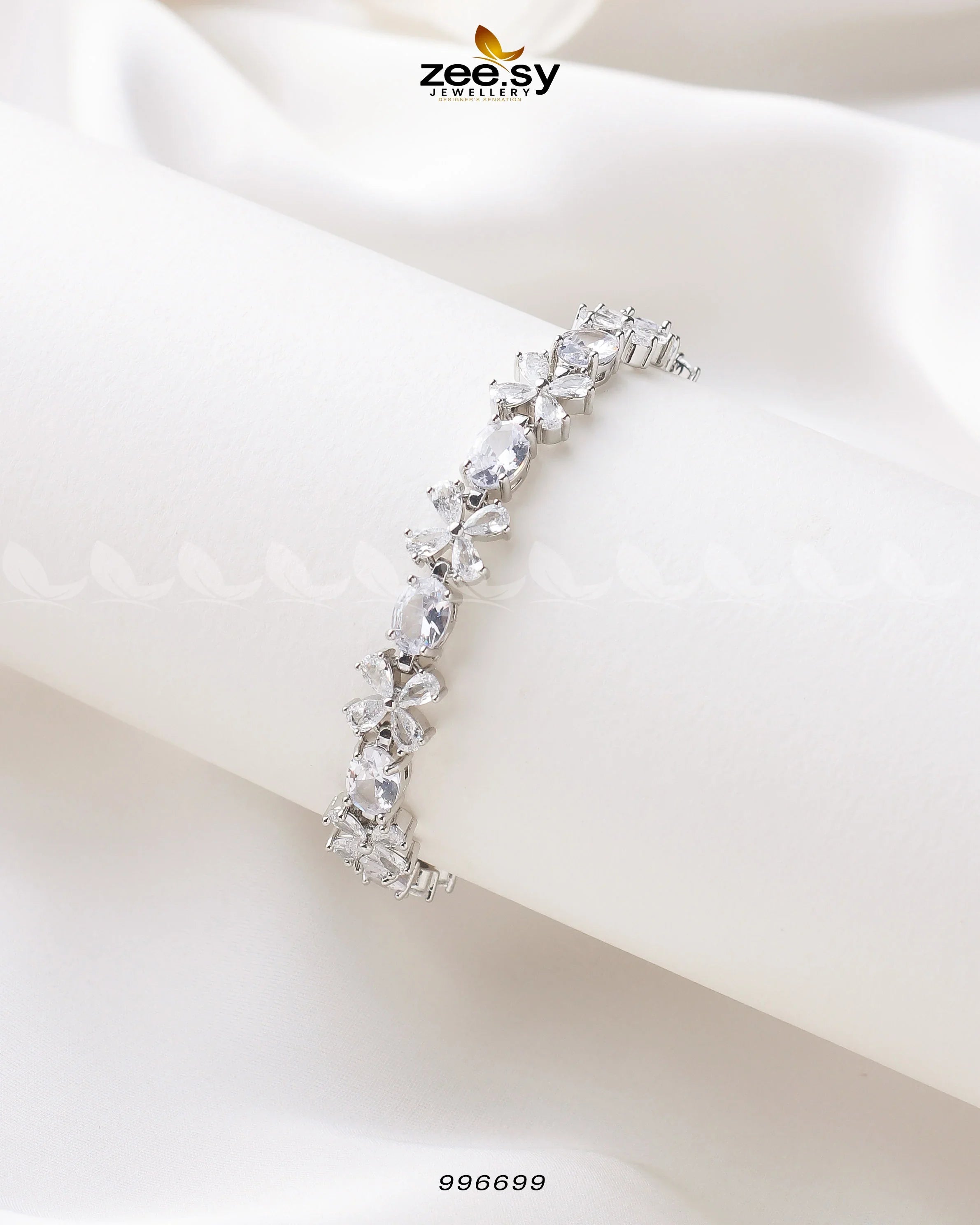 Lisianthus Bracelet Sliver White - Zeesy Jewellery