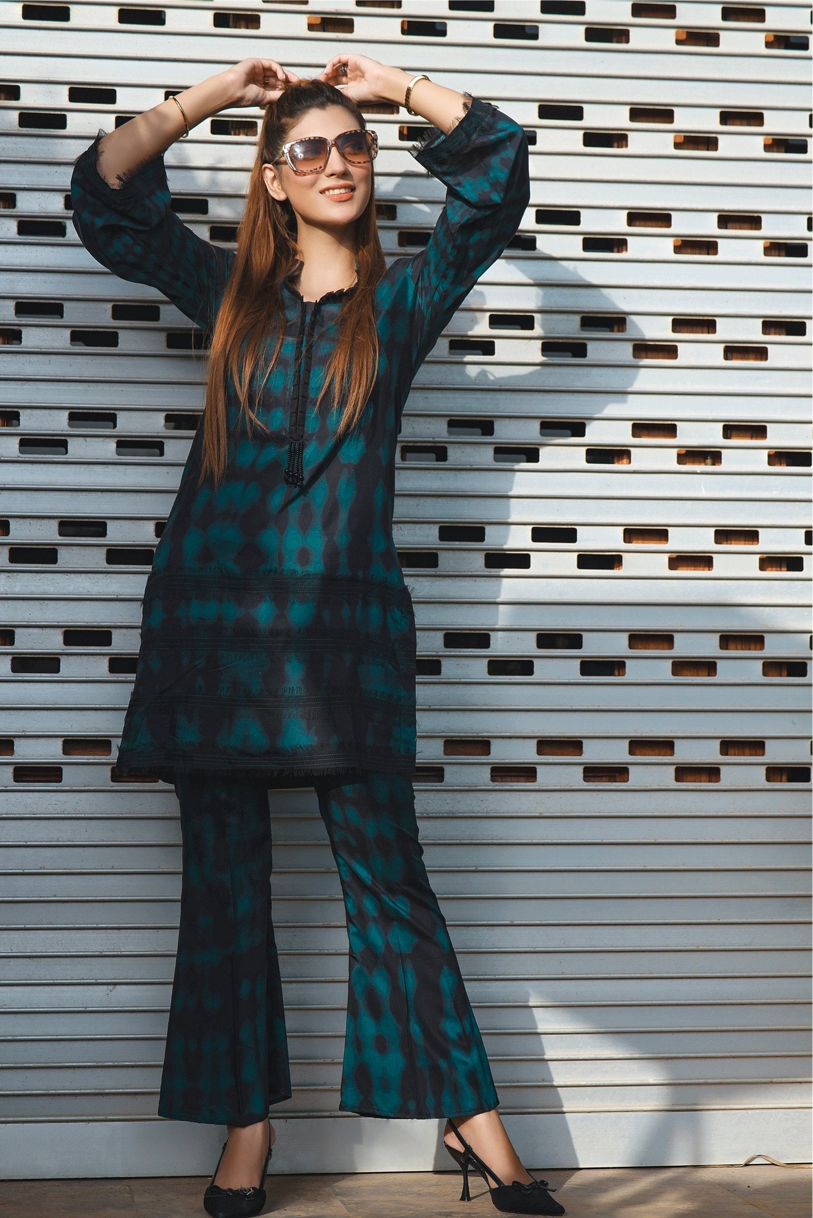 feathers.pk DARK NIGHT-NJV065