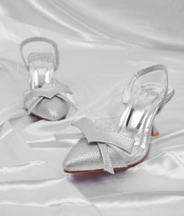 RTW Creation - Elegant silver slingback