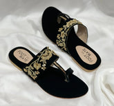 K 103 BLACK - Khussa Master