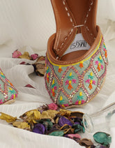 Mgs Style Khussa Collection-Satrangi