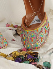 Mgs Style Khussa Collection-Satrangi