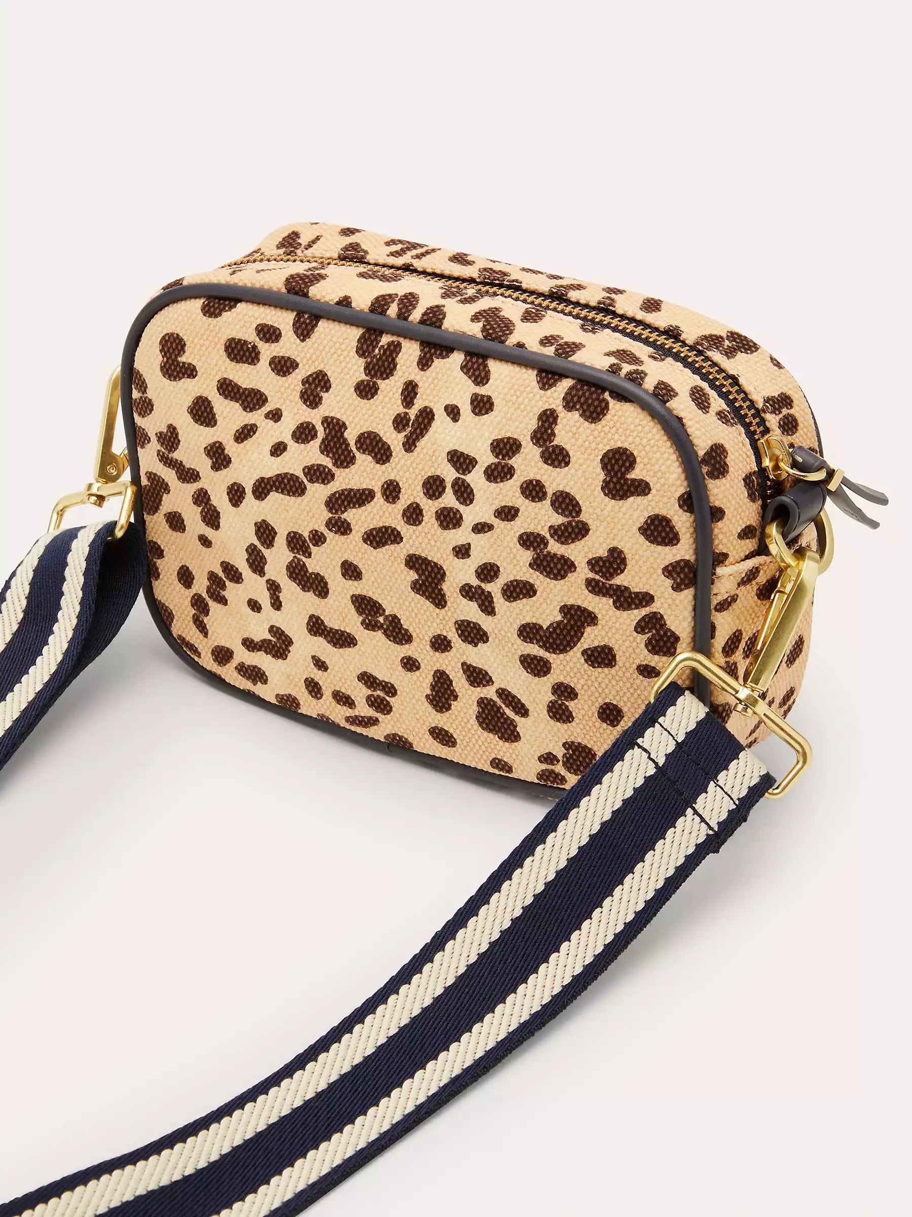 Cheetah Crossbody Women Bags & Purses Pakistan