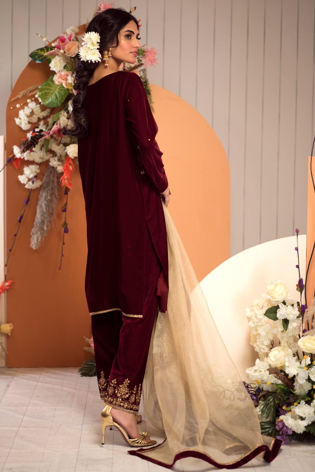 Makhmal By Zaaviay Stitched Shadab (Three Piece)