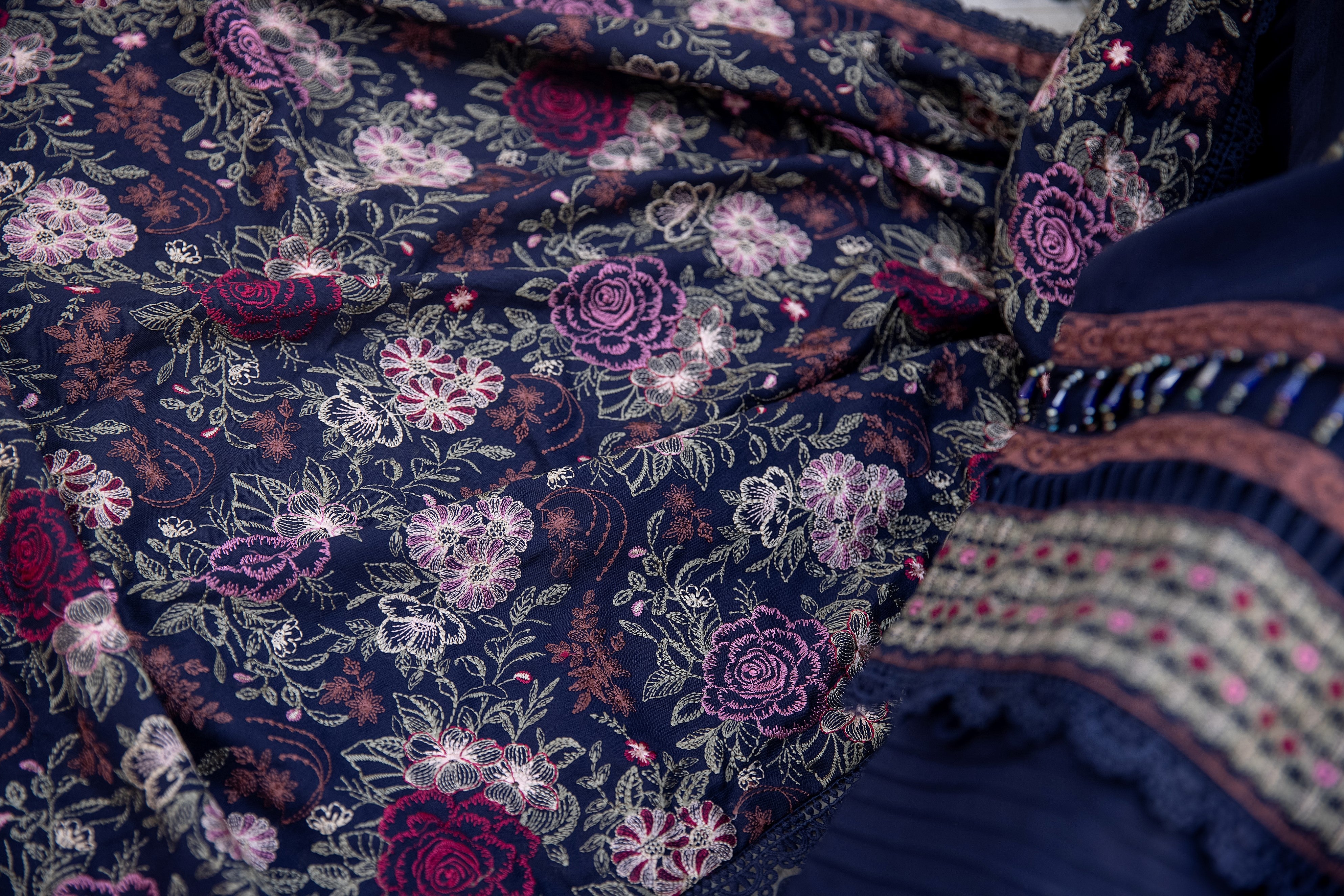 threadsweaves x shomi