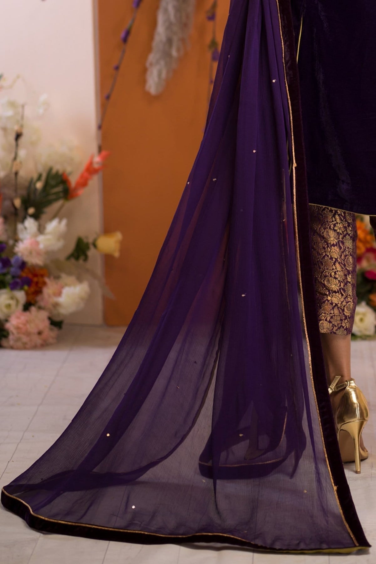 Bagh-E-Makhmal Separates By Zaaviay Stitched Shajar Chiffon Dupatta