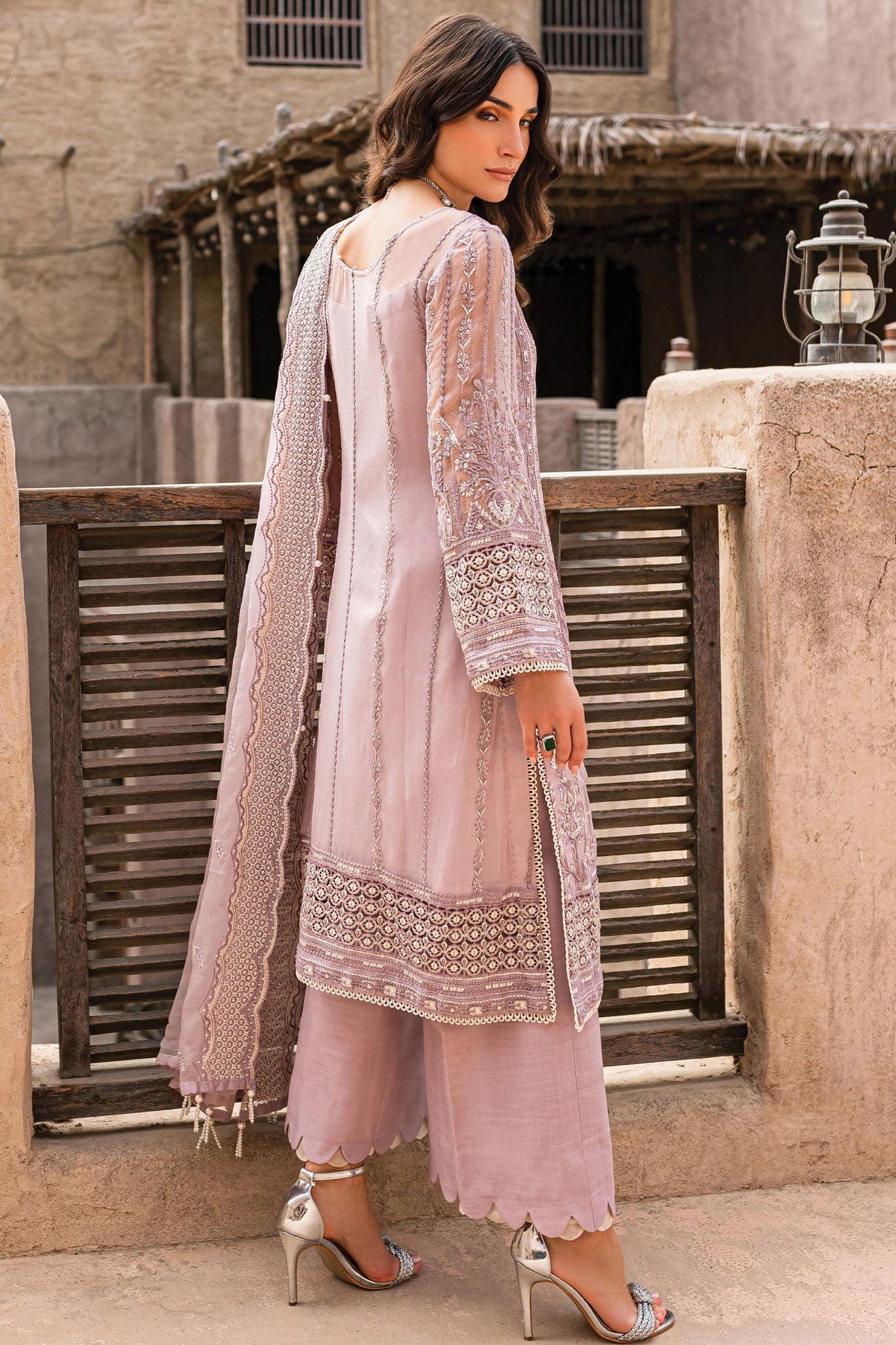 Gulaal Unstitched 3 Piece Embroidered Chiffon Collection'2022-02-Malaikah