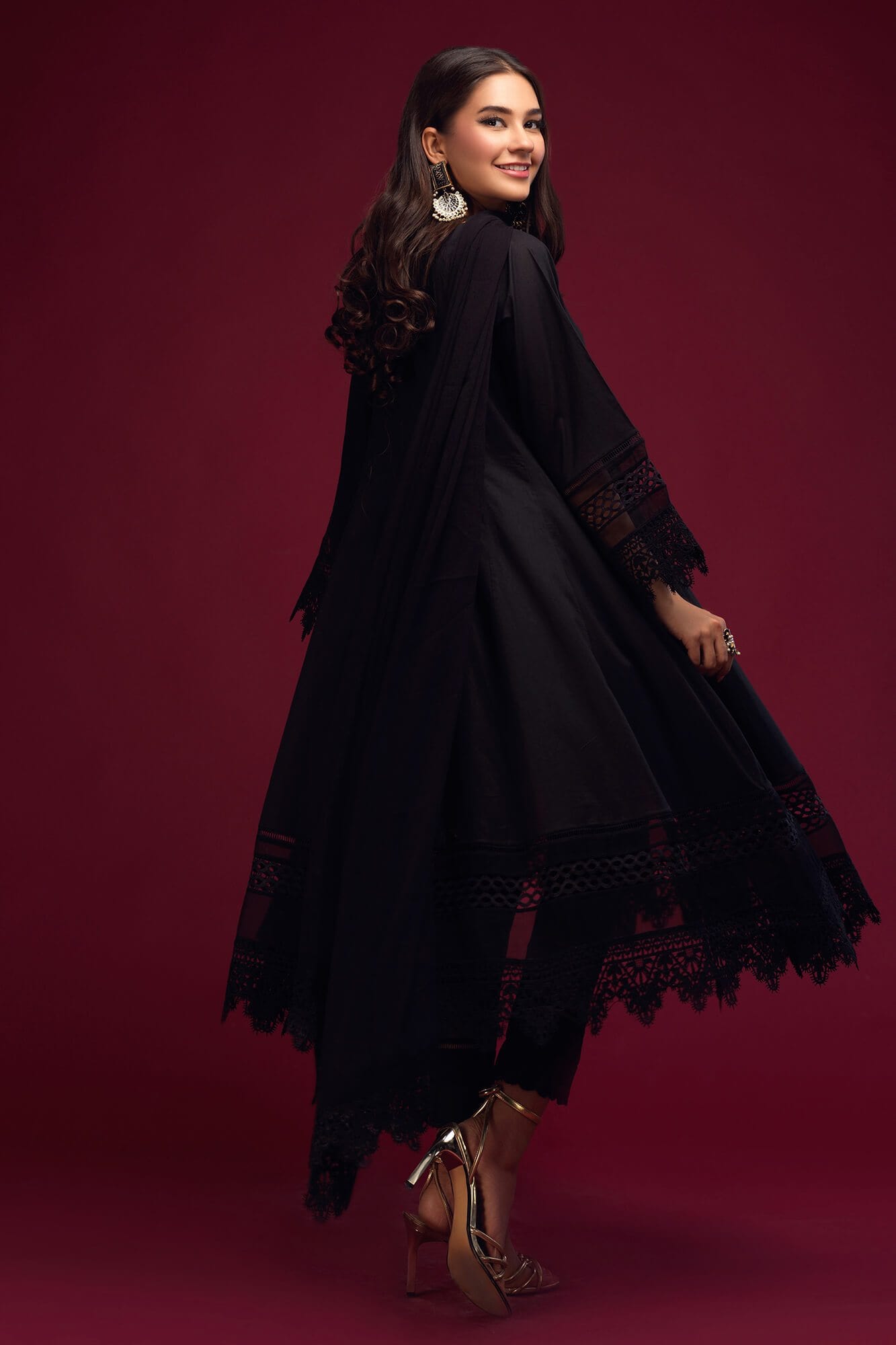 Zaaviay Pret Collection Nightingale (Three Piece)