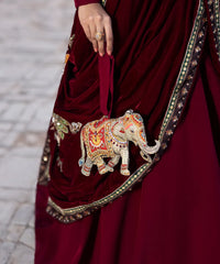 Makhmal By Mazil Shawl Suit-Lotus