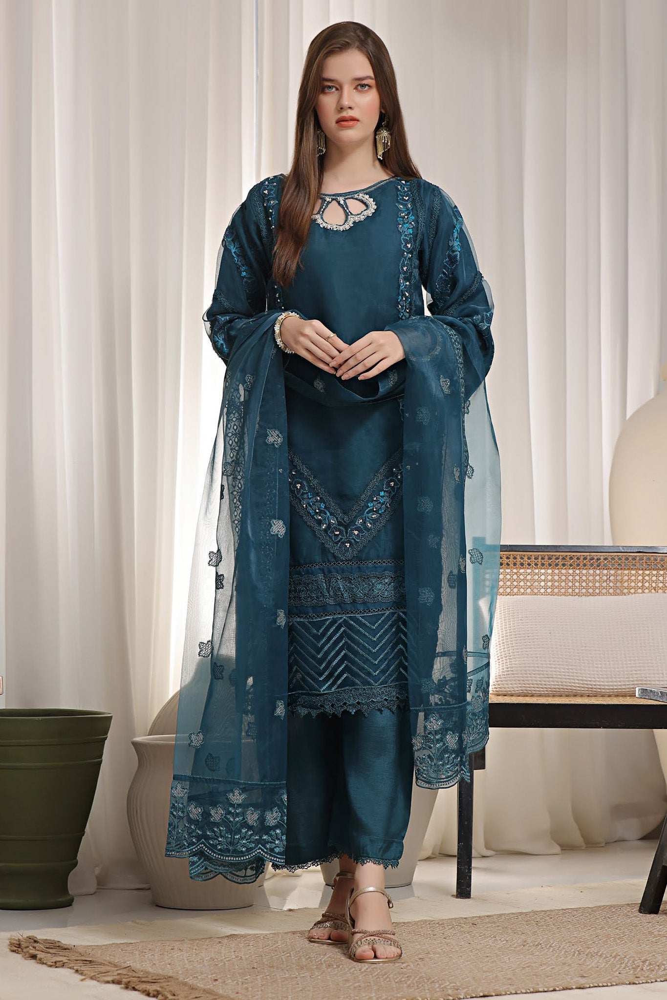 Dhaaga By Guzel Stitched 3 Piece Festive Formals Collection'2024-05-Meena Kari