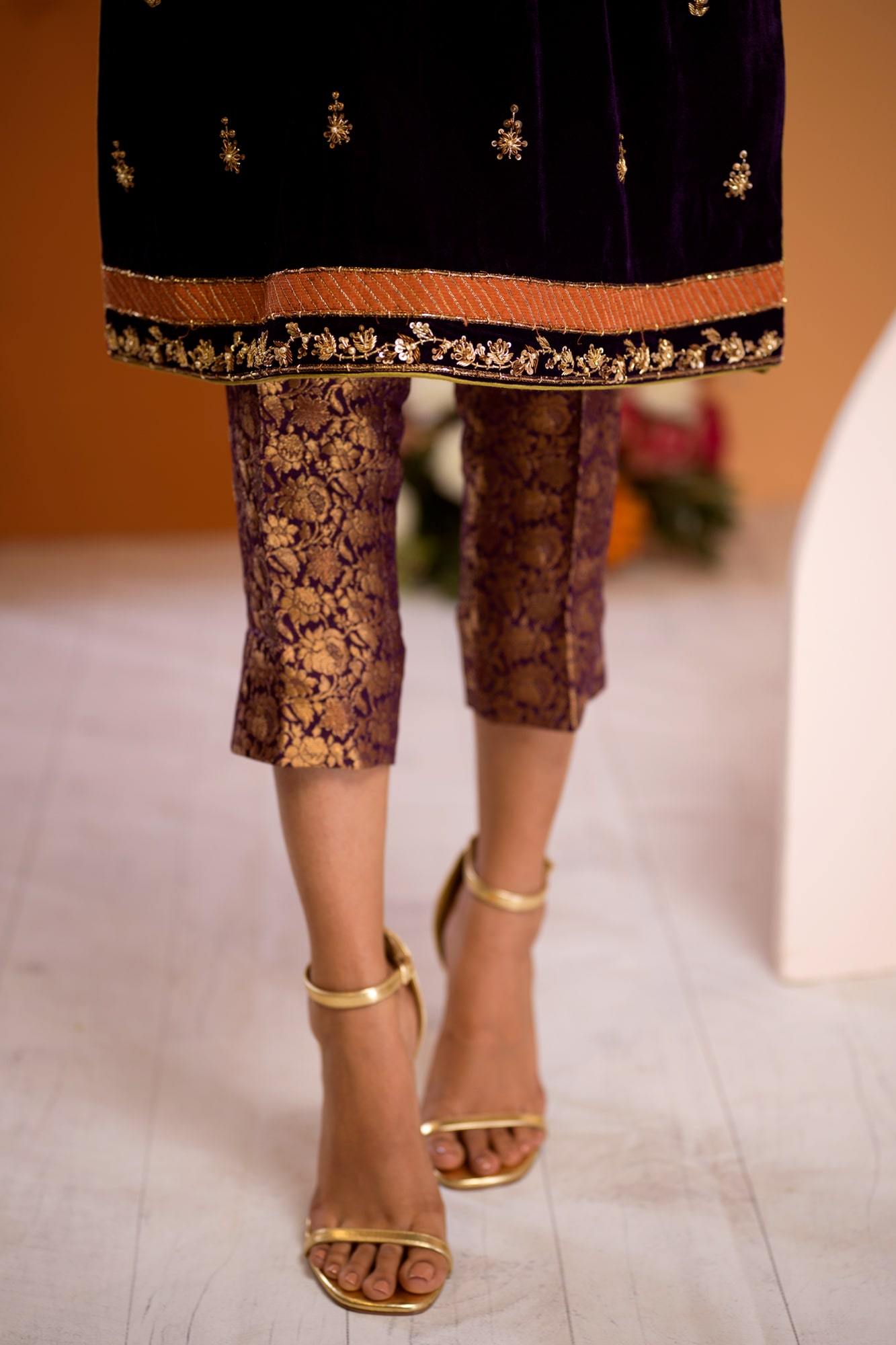 Makhmal By Zaaviay Stitched Shajar (Three Piece)